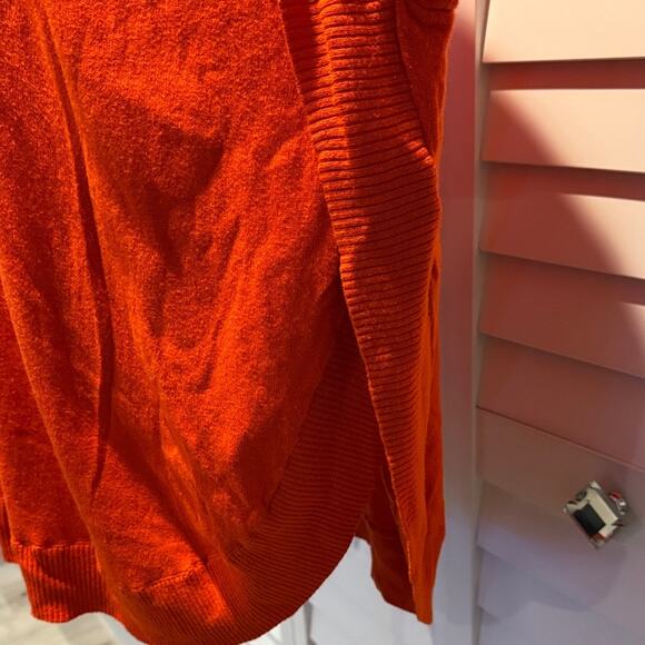 The Limited Vibrant Orange Long Sleeve Top very soft with side detail. - Picture 5 of 10